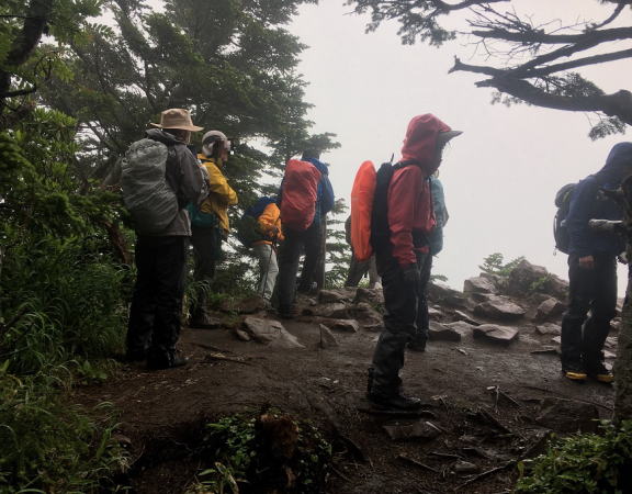 黒斑山山頂