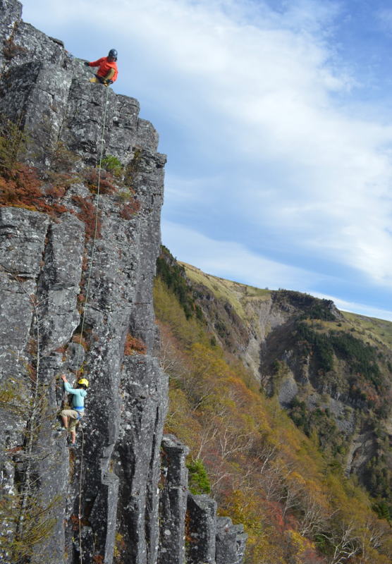 大文字岩クライミング