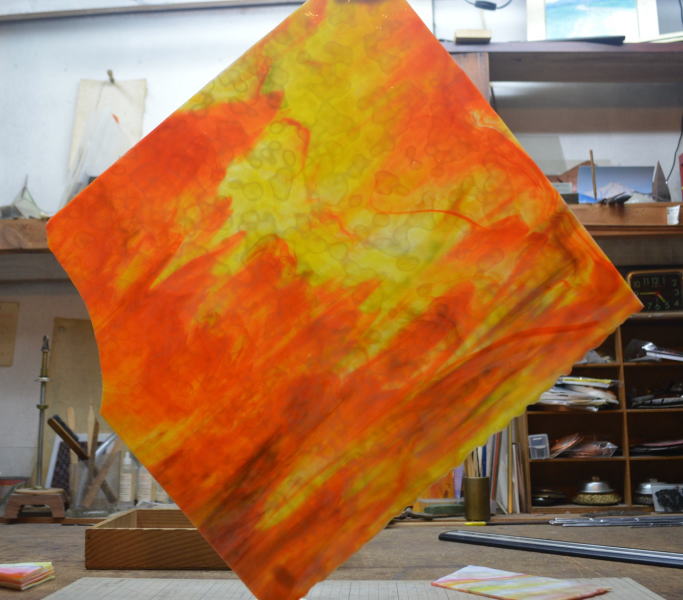 ウロボロス社製