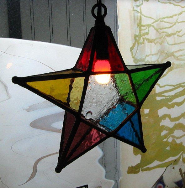 ステンドグラス小口研治のスタイル　星型ランプ
