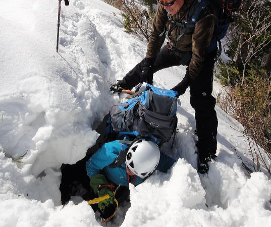 新雪の落とし穴