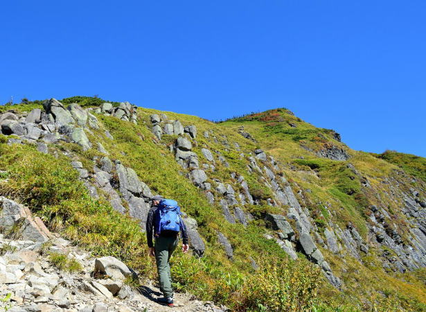 安山岩の岩菅山