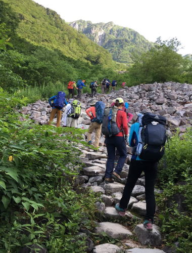 小池新道登り