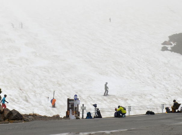大雪渓口モーグルバーン