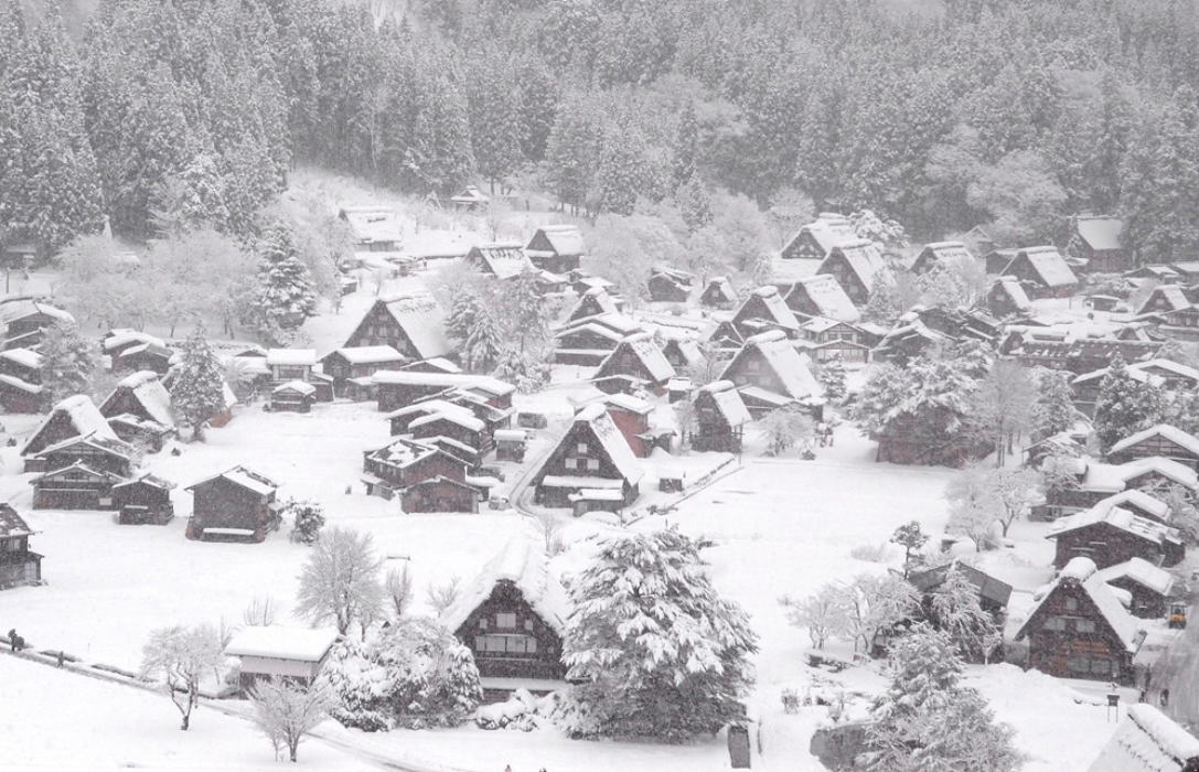 白川郷冬景色
