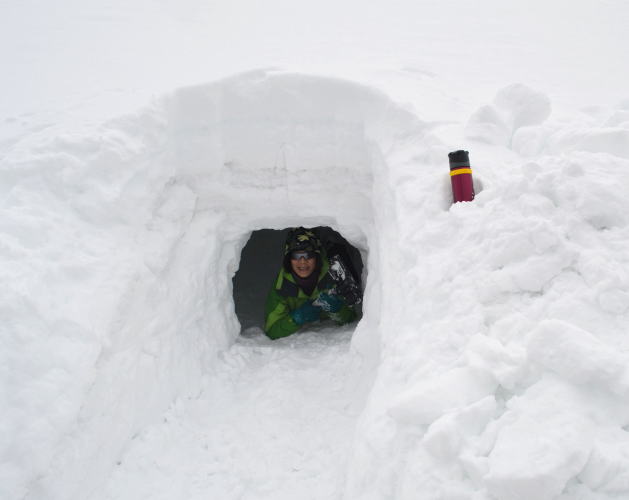 雪洞完成