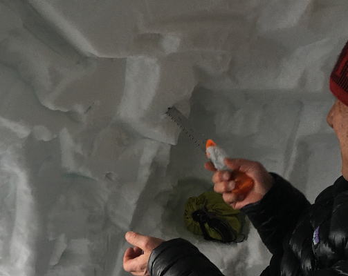 雪で水作り