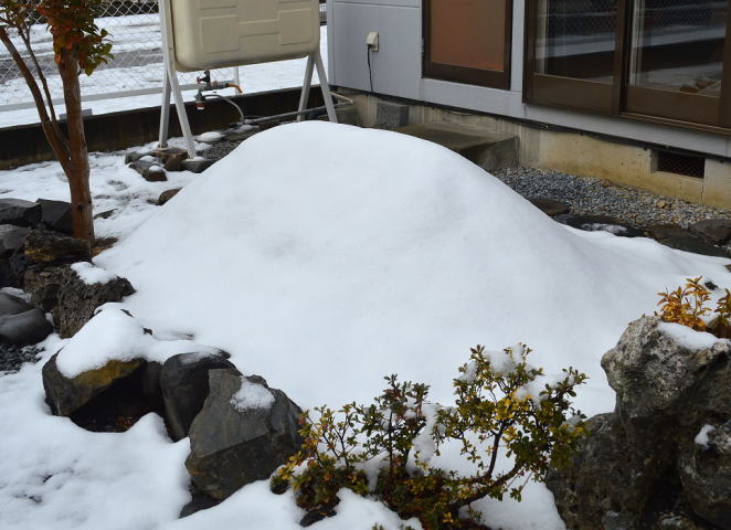 築山冠雪